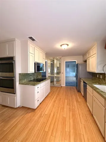 112 Highlander Cove Lakeway TX 78734