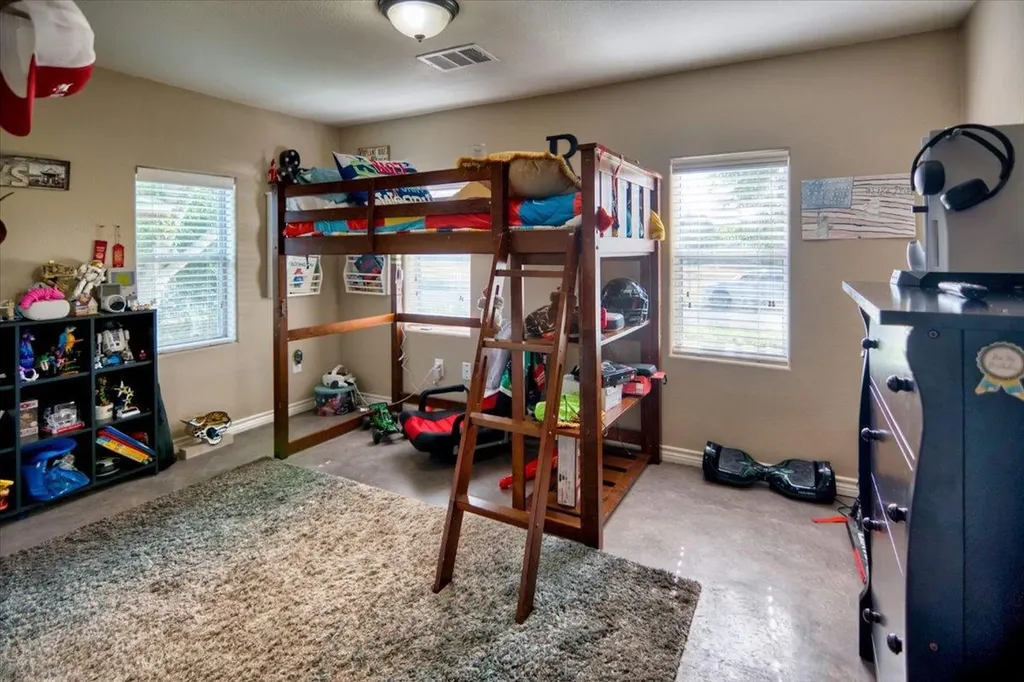 209 E Houston Street Llano TX 78643