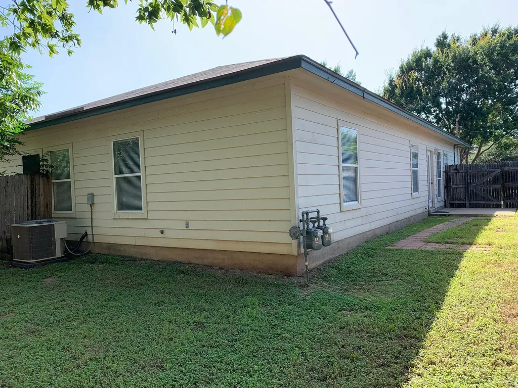 1717 Constantino Circle Austin TX 78745