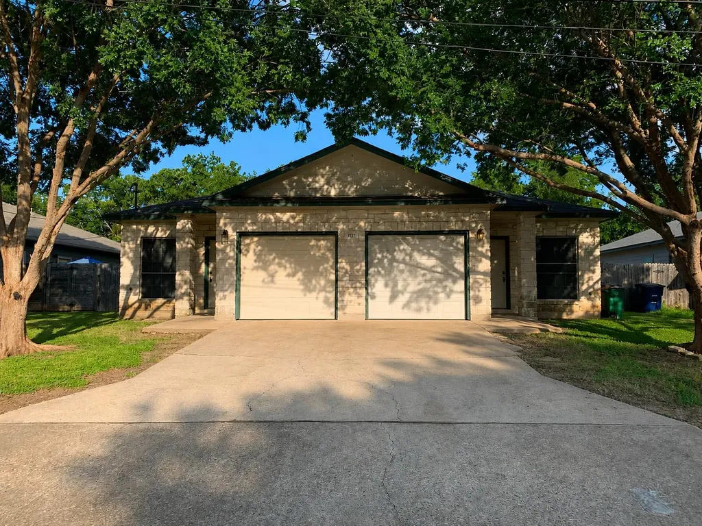 1717 Constantino Circle Austin TX 78745