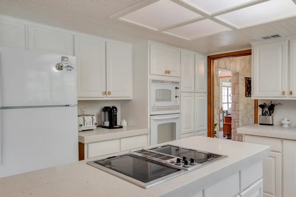 202 Ridgewood Drive Georgetown TX 78628