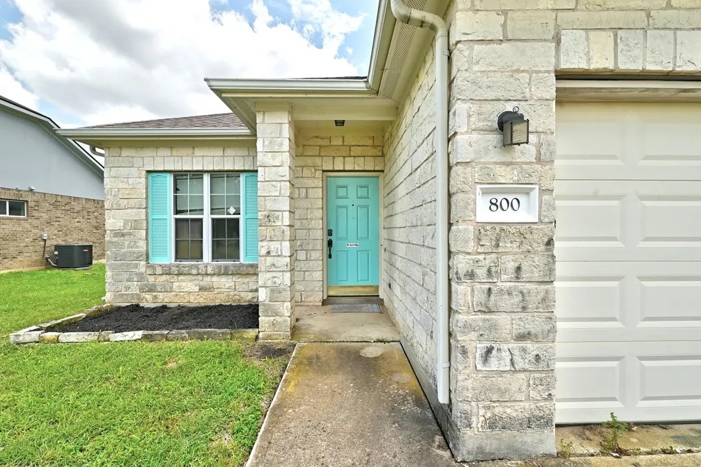 800 Northcreek Boulevard Leander TX 78641