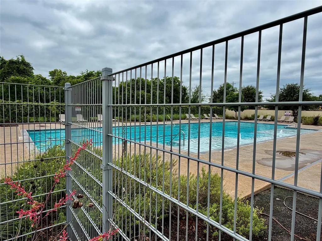 533 Appalachian Trail Leander TX 78641
