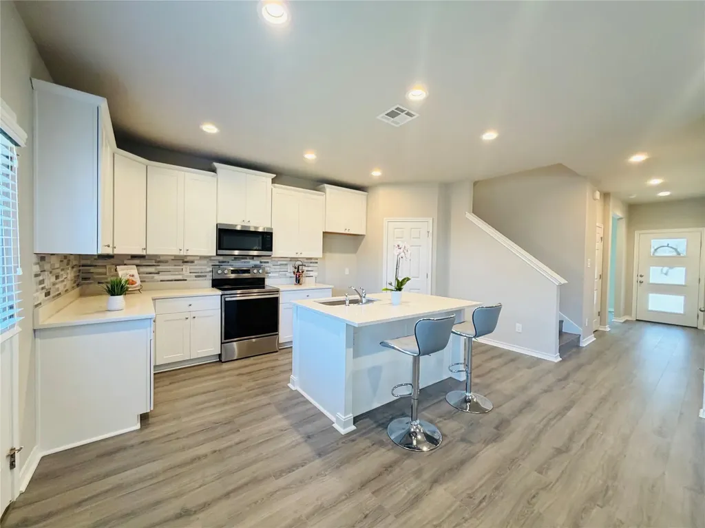 533 Appalachian Trail Leander TX 78641