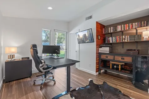 412 Ridgewood Road West Lake Hills TX 78746