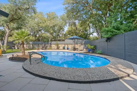 412 Ridgewood Road West Lake Hills TX 78746