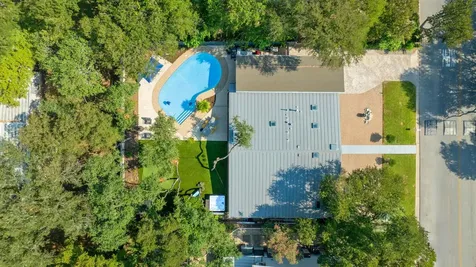 412 Ridgewood Road West Lake Hills TX 78746