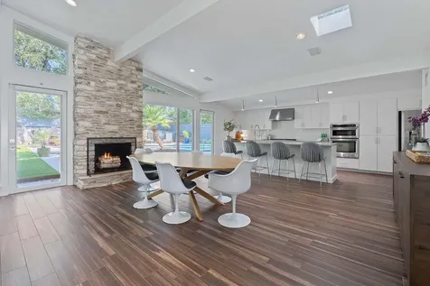 412 Ridgewood Road West Lake Hills TX 78746