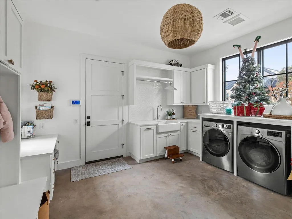 488 Dario Drive Dripping Springs TX 78620