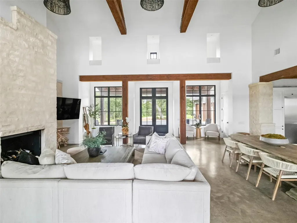488 Dario Drive Dripping Springs TX 78620