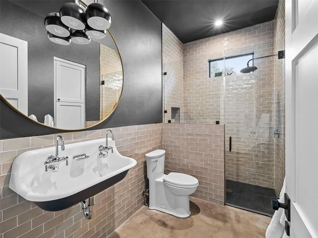 488 Dario Drive Dripping Springs TX 78620