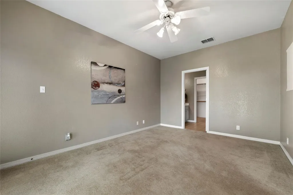 1005 E Buttercup Road Taylor TX 76574