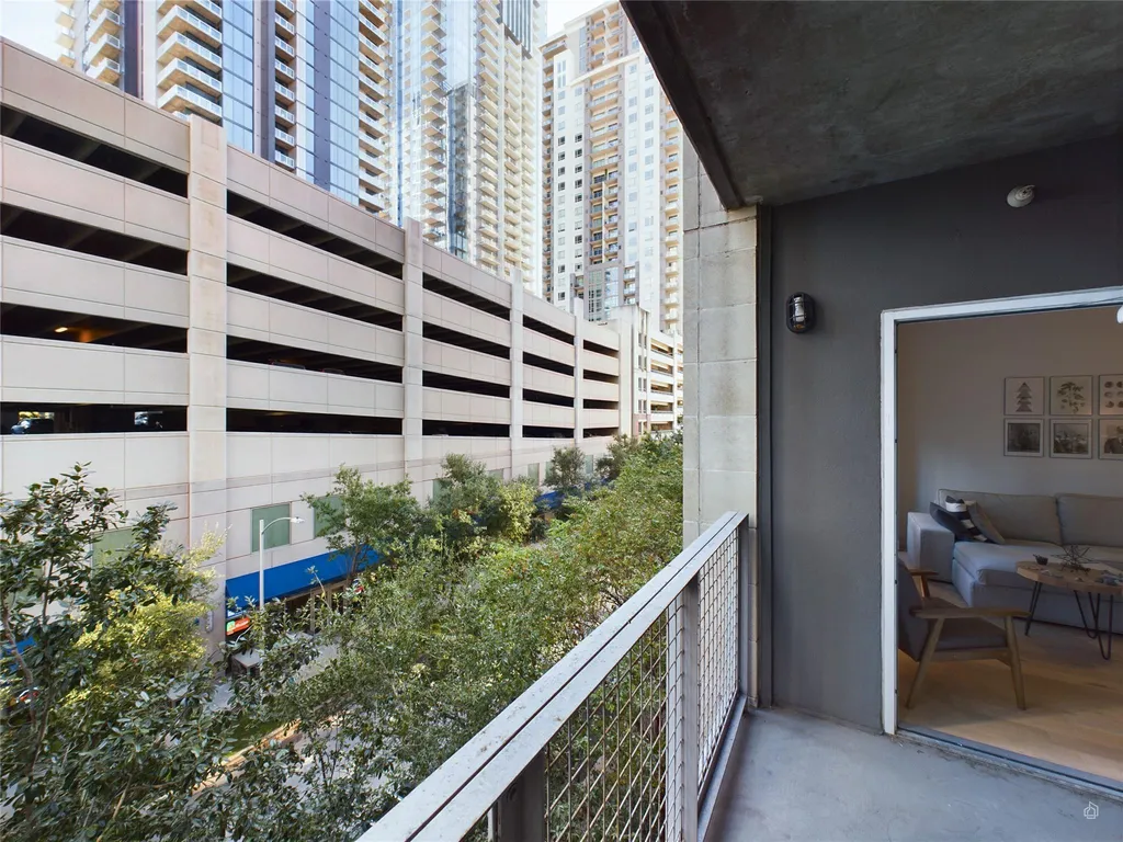 54 Rainey Street Austin TX 78701
