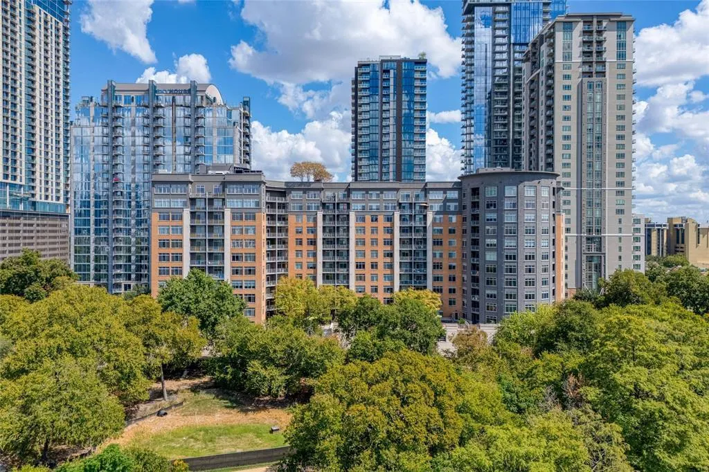 54 Rainey Street Austin TX 78701
