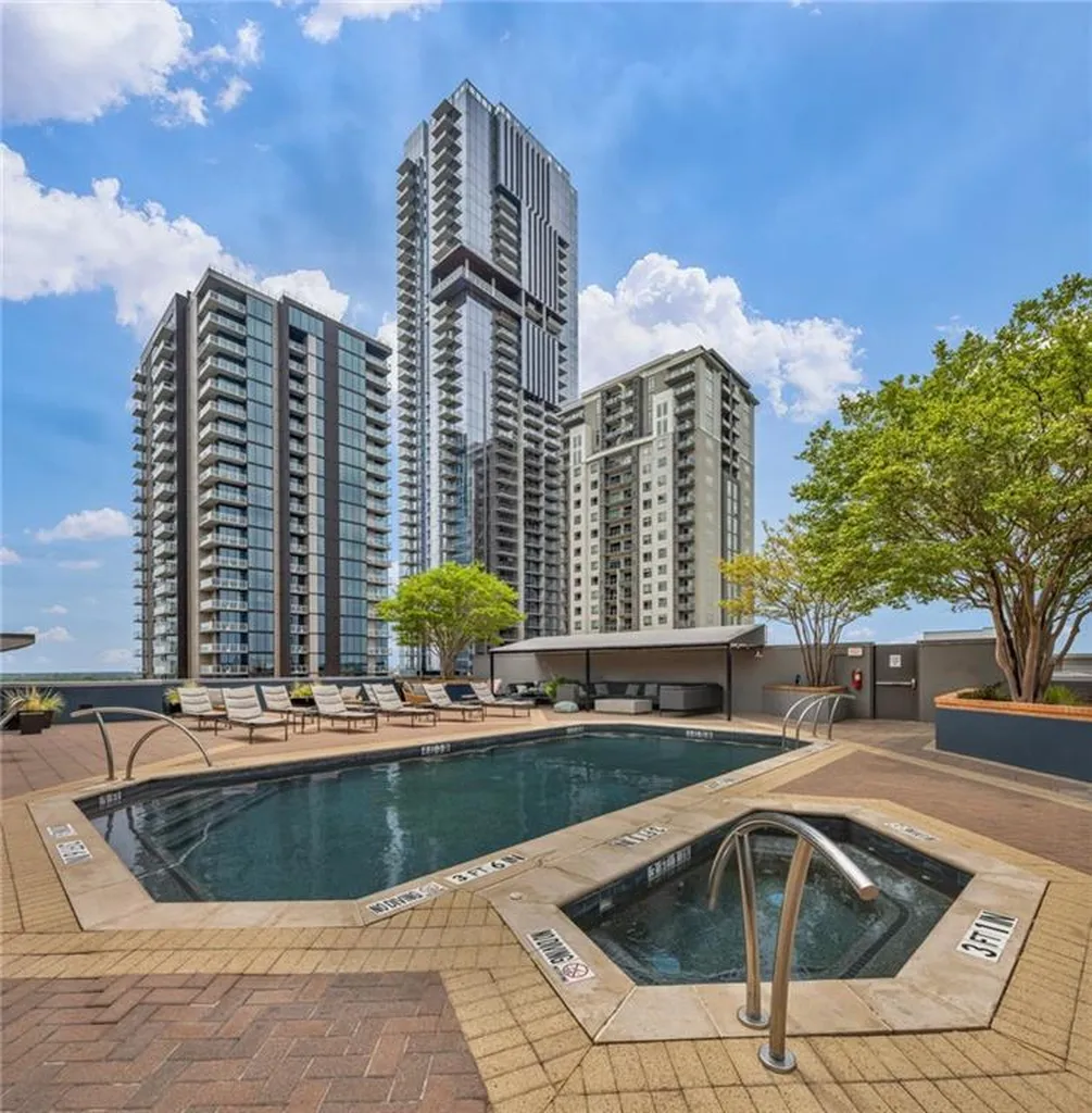 54 Rainey Street Austin TX 78701