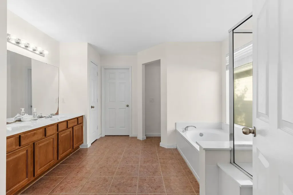 3517 Shiraz Loop Round Rock TX 78665