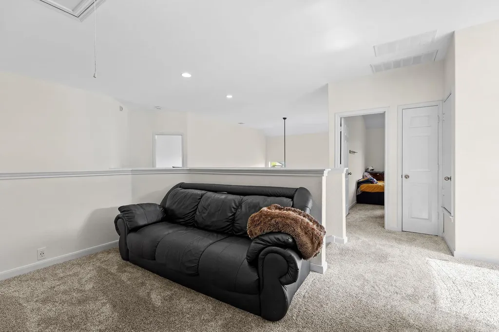 3517 Shiraz Loop Round Rock TX 78665