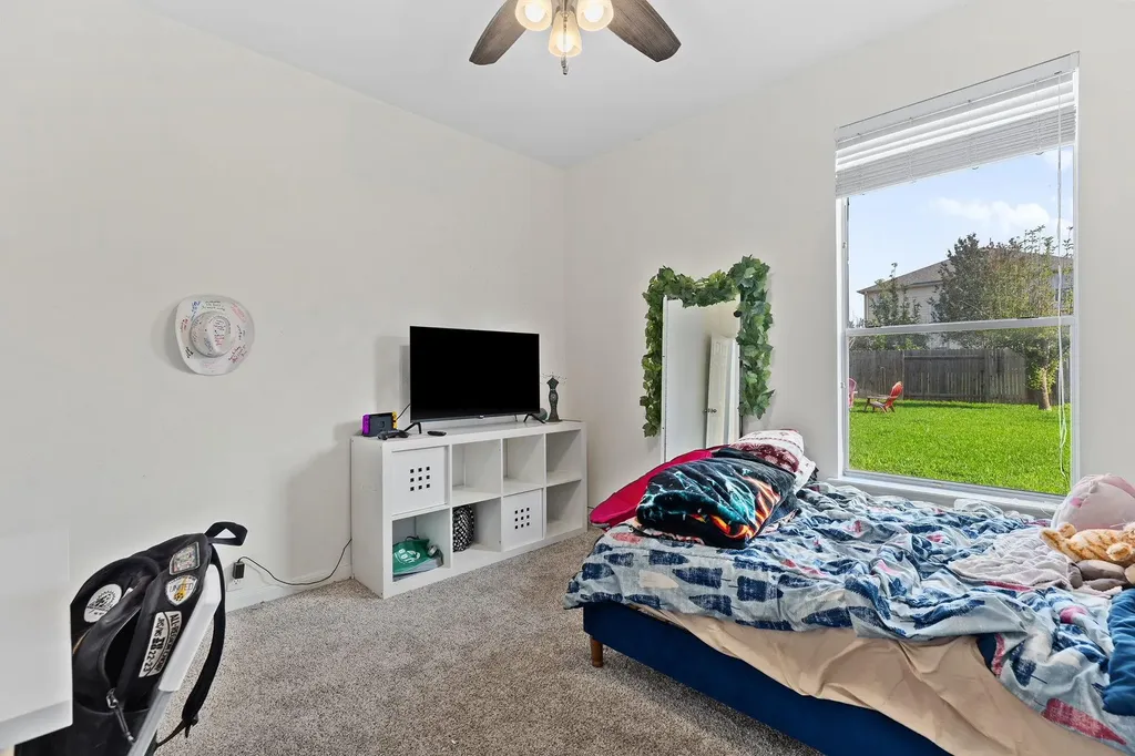 3517 Shiraz Loop Round Rock TX 78665