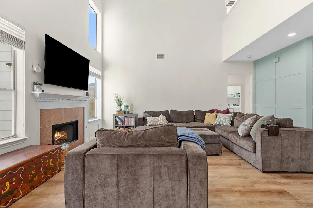 3517 Shiraz Loop Round Rock TX 78665