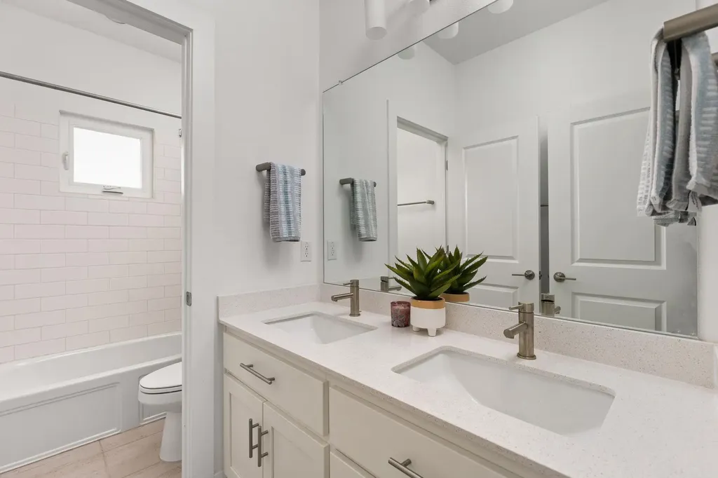 4400 Tilley Street Austin TX 78723