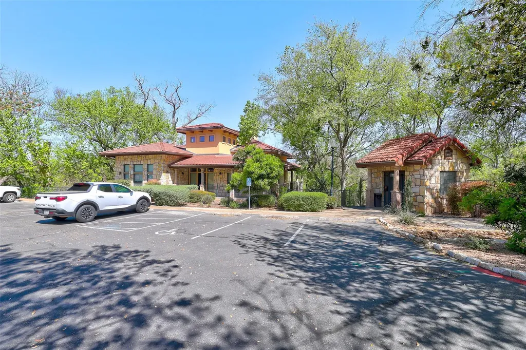 300 San Gabriel Village Boulevard Georgetown TX 78626