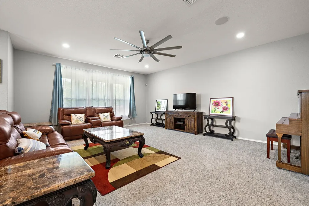 14004 Lyndon B Johnson Street Manor TX 78653