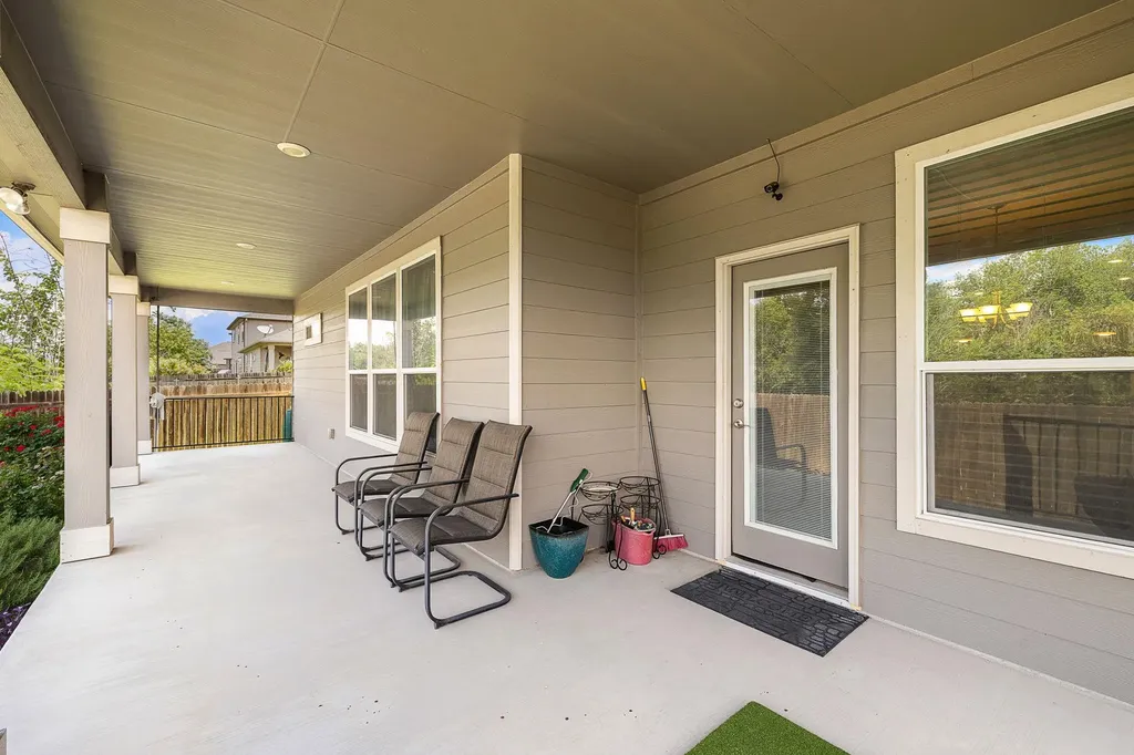 14004 Lyndon B Johnson Street Manor TX 78653
