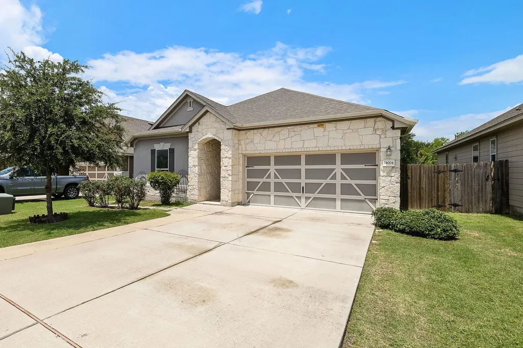 14004 Lyndon B Johnson Street Manor TX 78653