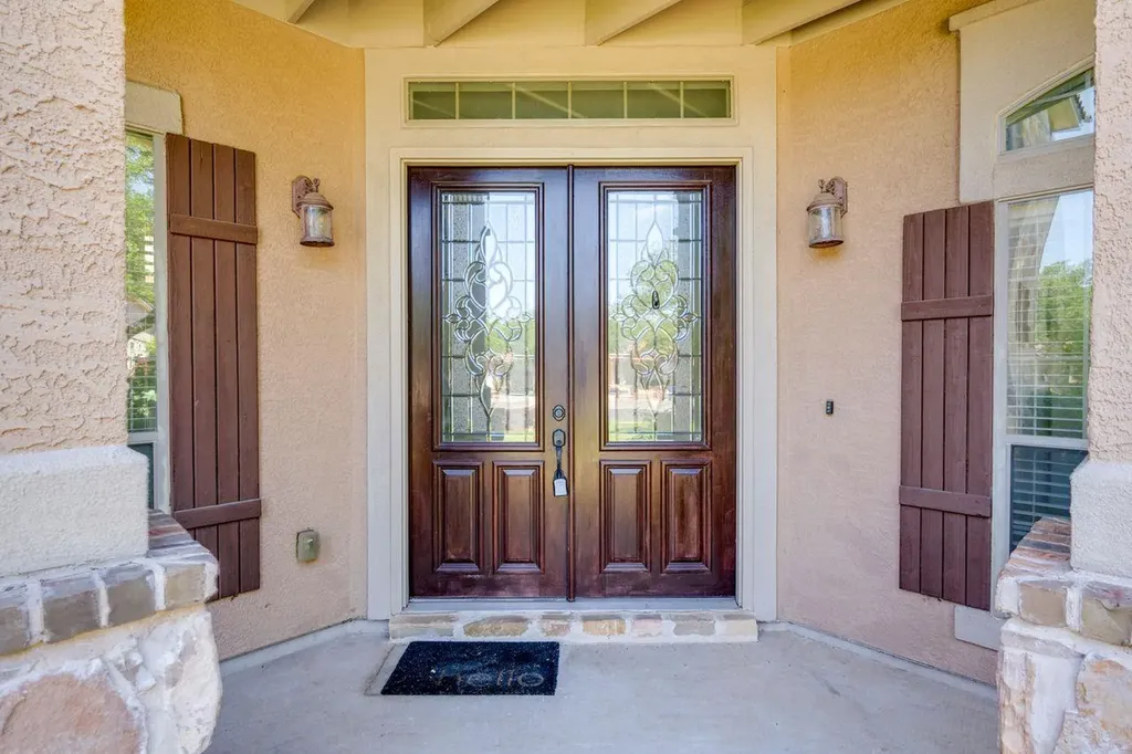 15633 Interlachen Drive Austin TX 78717