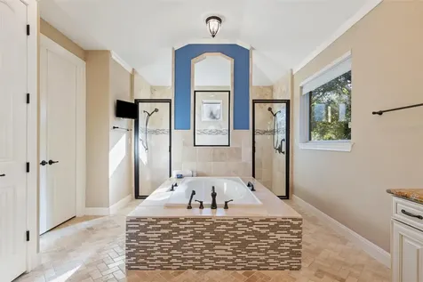 407 Bella Montagna Circle Lakeway TX 78734