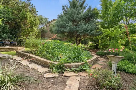 407 Bella Montagna Circle Lakeway TX 78734