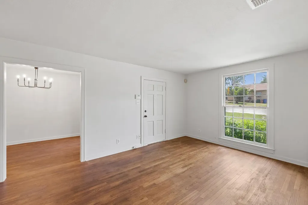 3704 Cherrywood Road Austin TX 78722