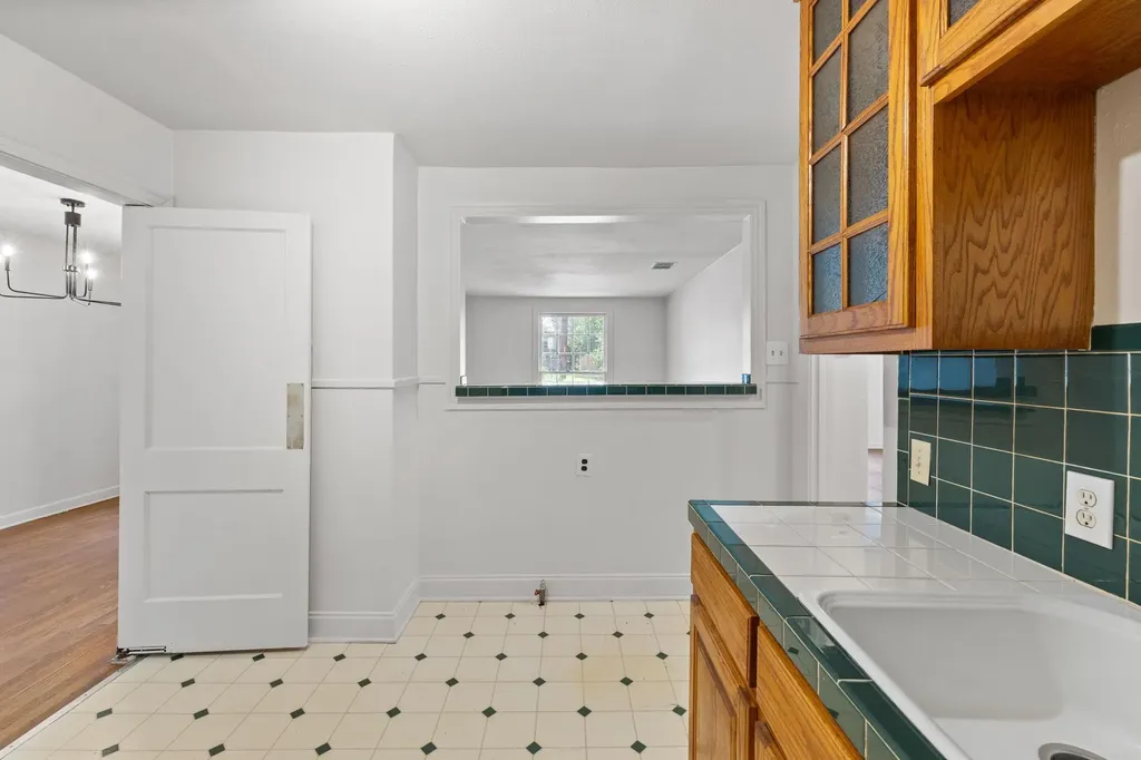 3704 Cherrywood Road Austin TX 78722