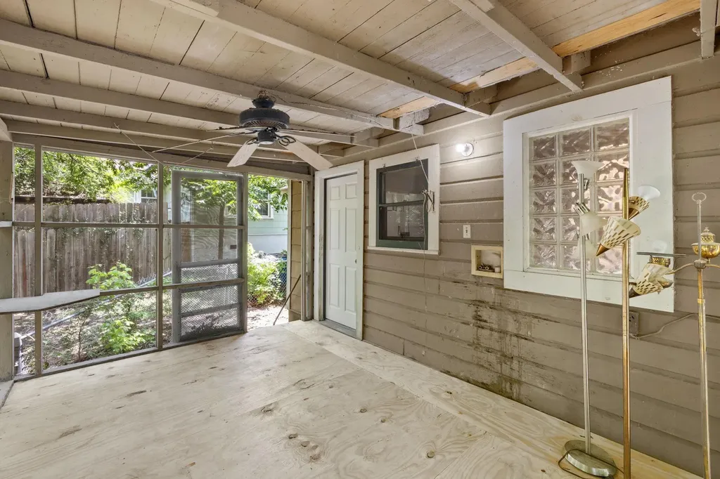 3704 Cherrywood Road Austin TX 78722