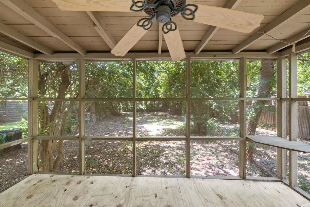3704 Cherrywood Road Austin TX 78722