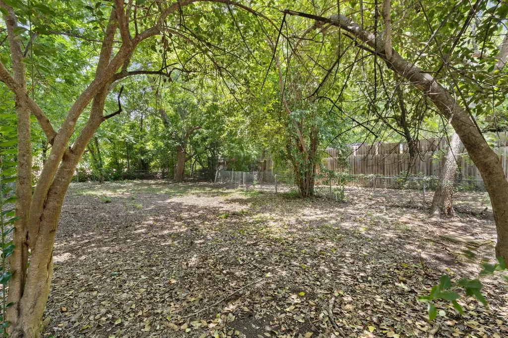 3704 Cherrywood Road Austin TX 78722