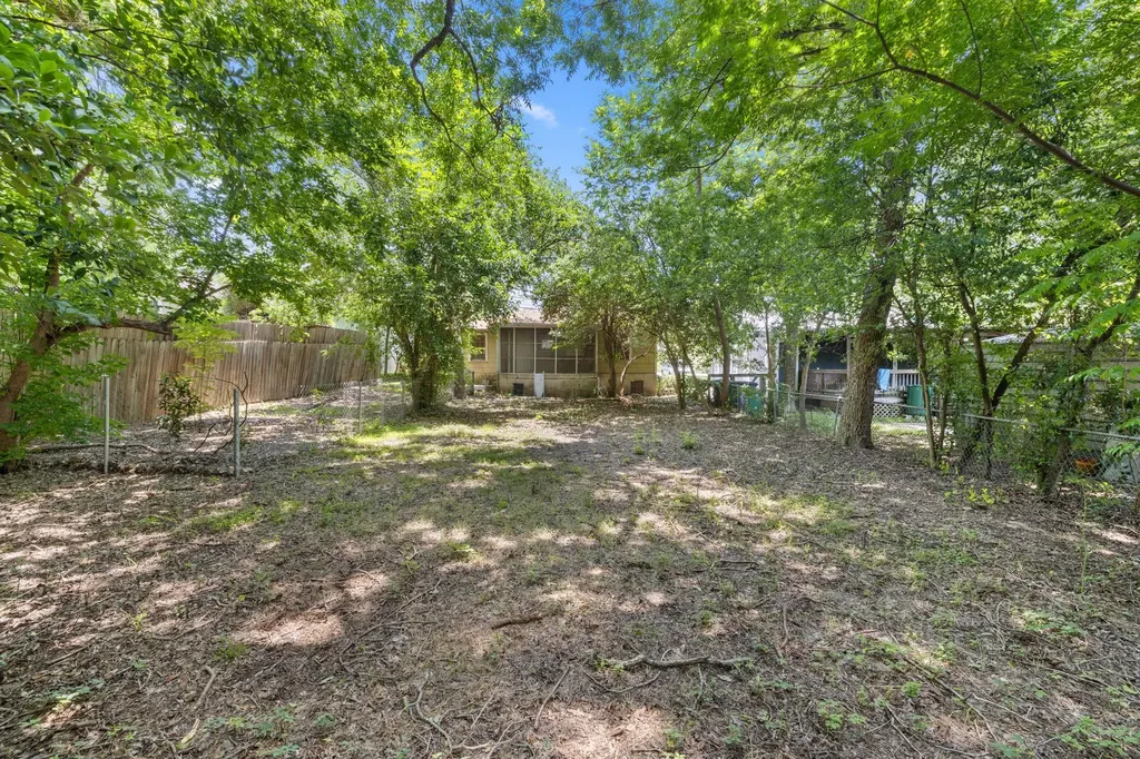 3704 Cherrywood Road Austin TX 78722