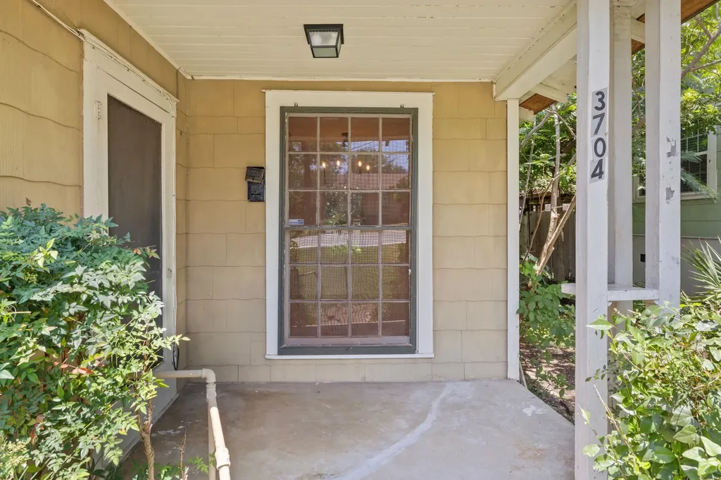 3704 Cherrywood Road Austin TX 78722