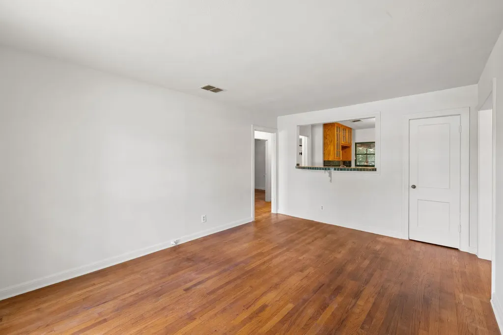 3704 Cherrywood Road Austin TX 78722