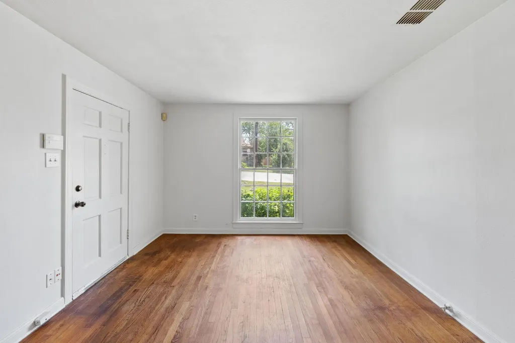 3704 Cherrywood Road Austin TX 78722