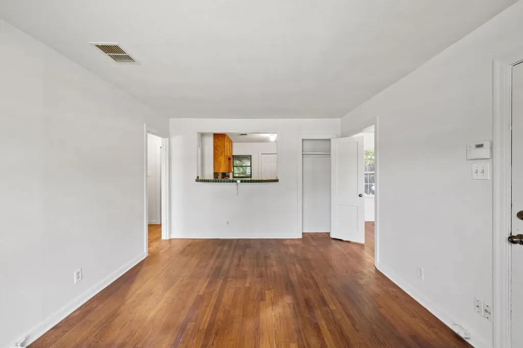 3704 Cherrywood Road Austin TX 78722