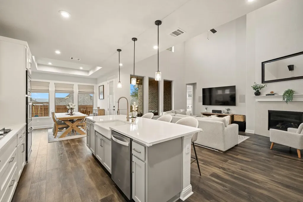 22313 Hidden Sage Circle Lago Vista TX 78645