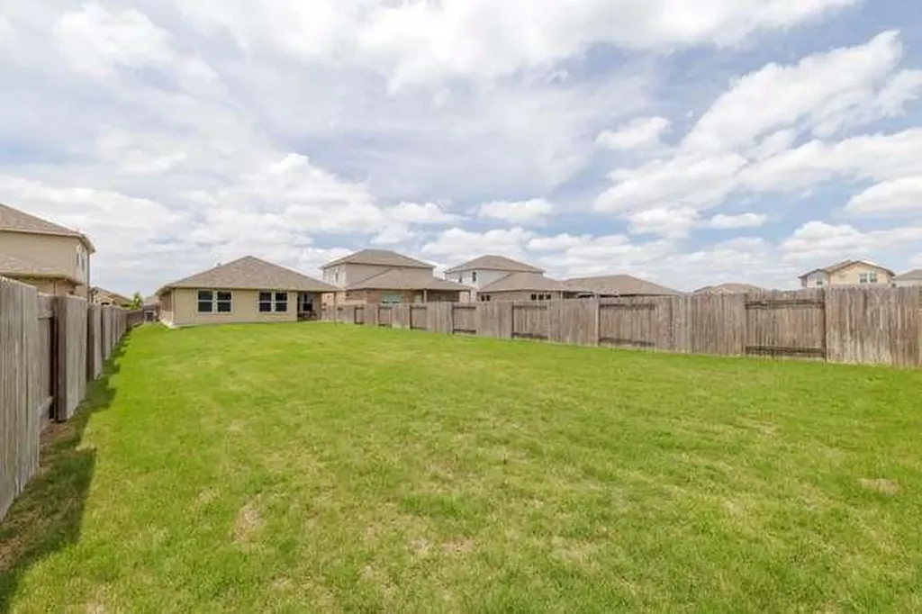 17621 Fairbridge Lane Manor TX 78653