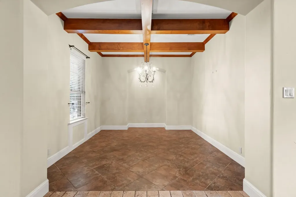 519 Golden Bear Drive Austin TX 78738