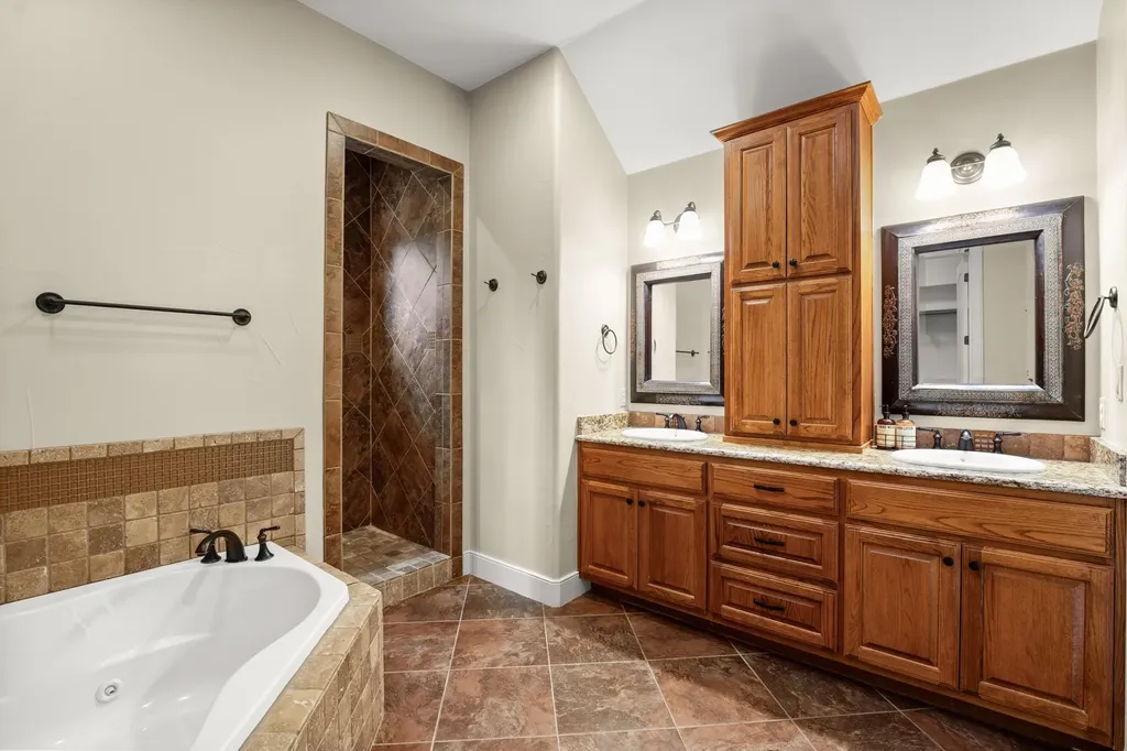 519 Golden Bear Drive Austin TX 78738