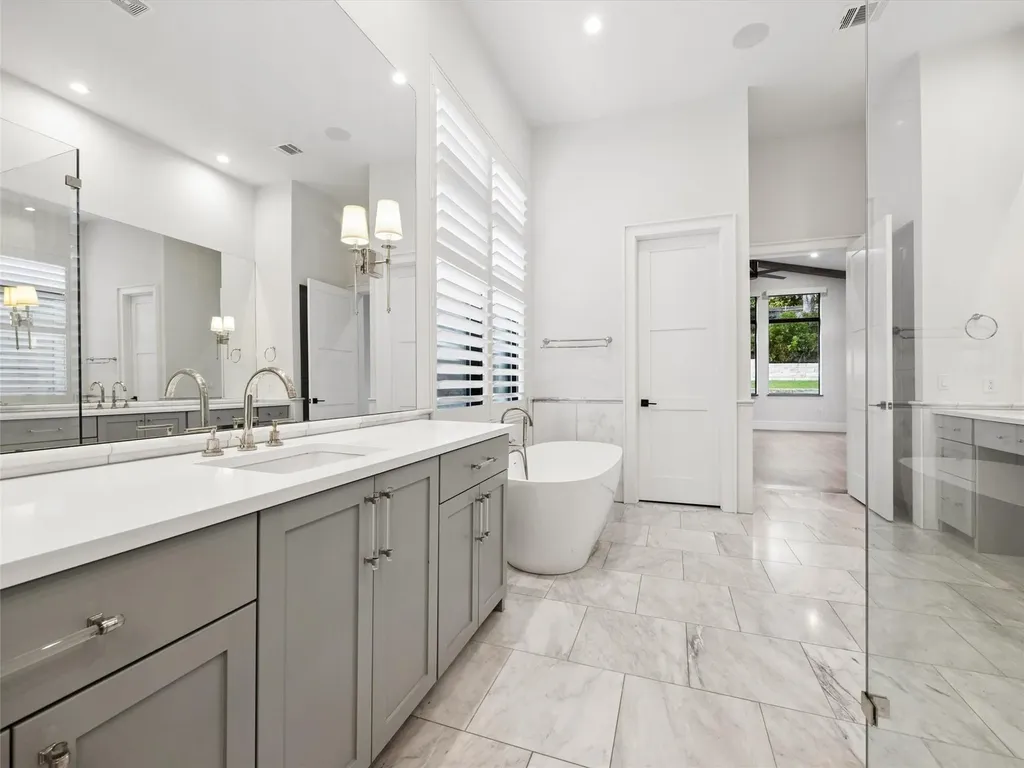 2702 Mountain Laurel Drive Austin TX 78703