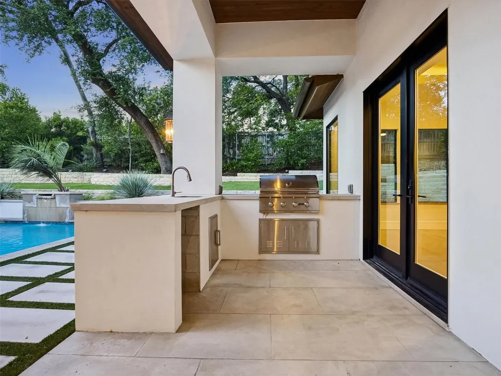 2702 Mountain Laurel Drive Austin TX 78703