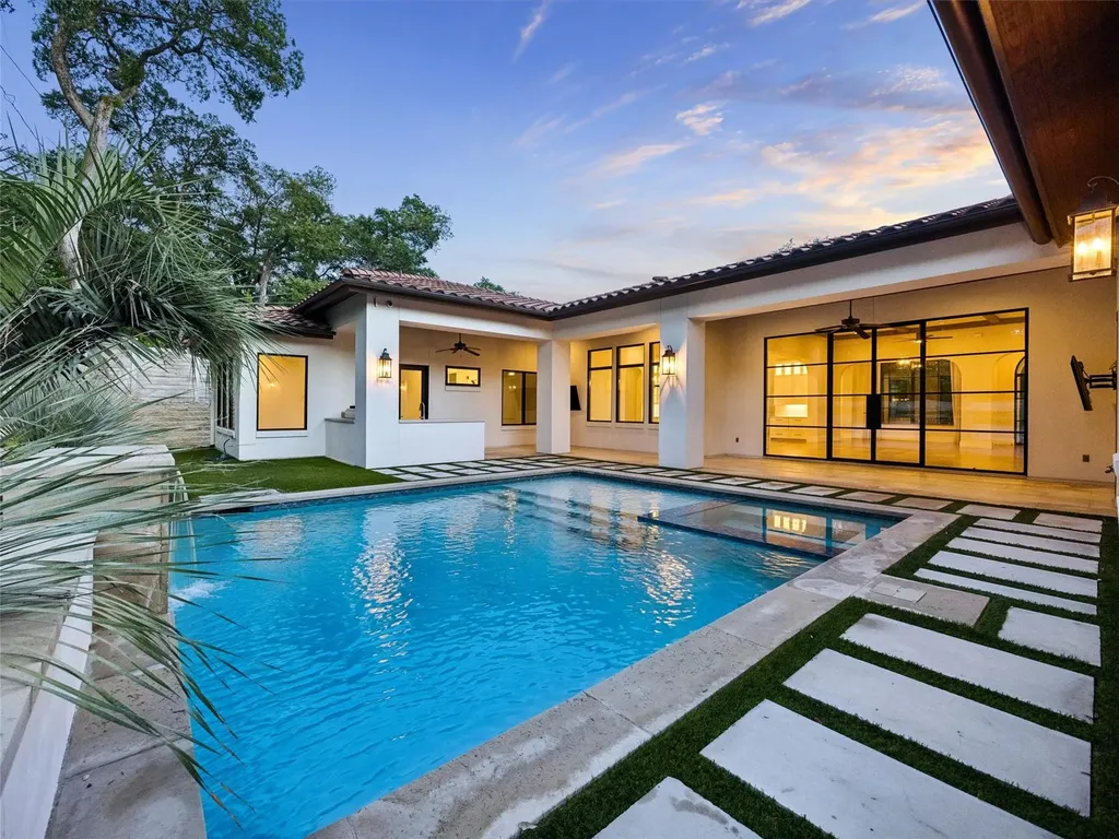 2702 Mountain Laurel Drive Austin TX 78703