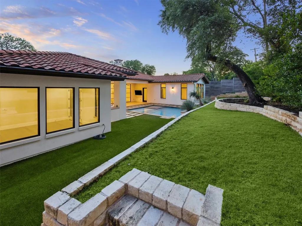 2702 Mountain Laurel Drive Austin TX 78703