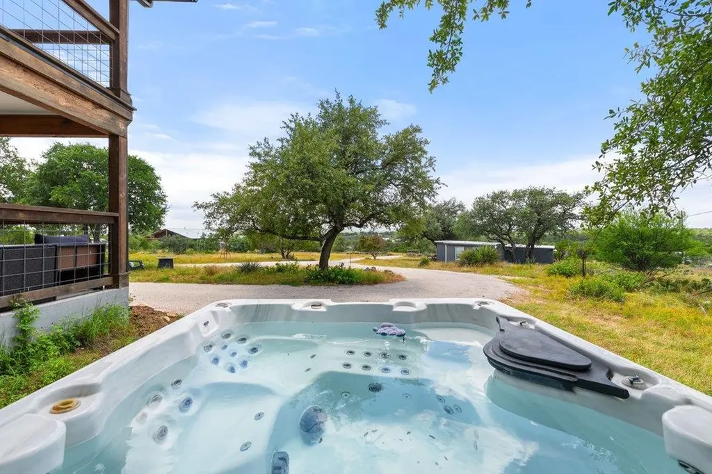 784 River View Drive Johnson City TX 78636